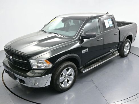 Used 2016 RAM 1500 SLT AWD/4WD image 37