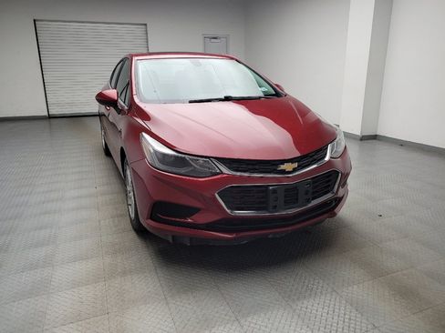 Used 2017 Chevrolet Cruze LT w/ Sun And Sound Package FWD image 14