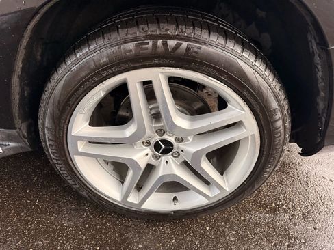 Used 2014 Mercedes-Benz GL 550 4MATIC image 44