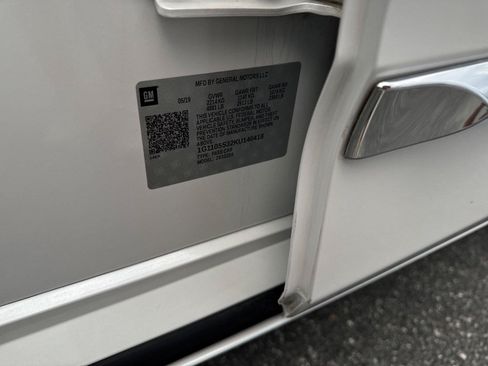 Used 2019 Chevrolet Impala Premier w/ Premier Confidence Package FWD image 37