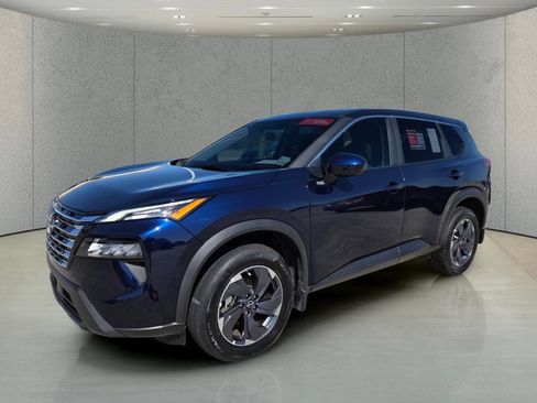 Used 2026 Nissan Rogue SV FWD image 9