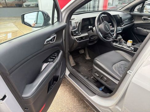 Used 2023 Kia Sportage X-Line w/ X-Line Premium Package image 6