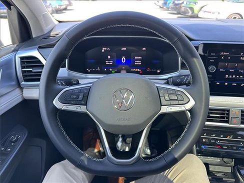 New 2026 Volkswagen Taos SE AWD/4WD image 13