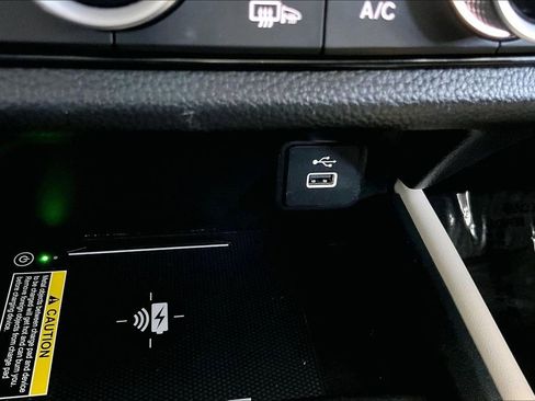 Used 2023 Honda HR-V EX-L image 16