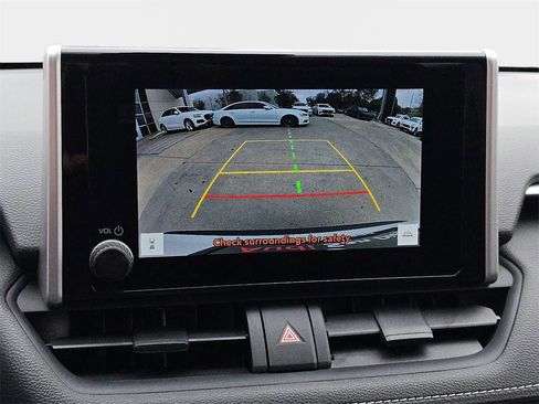 Used 2024 Toyota RAV4 LE image 30