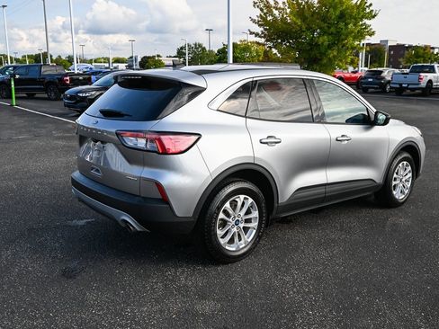 Certified 2022 Ford Escape SE image 5