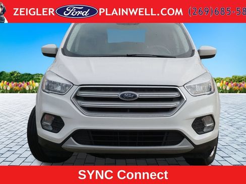 Used 2018 Ford Escape SE w/ SE Sync 3 Package AWD/4WD image 8