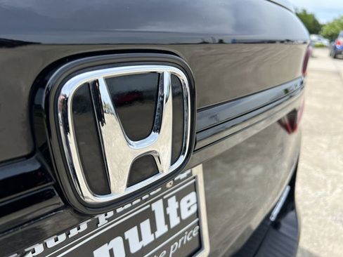 Used 2025 Honda Odyssey Sport-L image 31