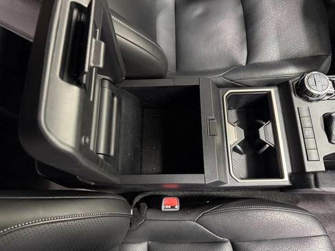 Used 2025 Toyota 4Runner TRD Off-Road image 29