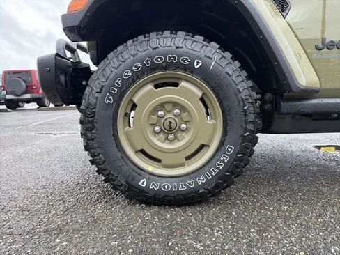 New 2026 Jeep Gladiator Sport image 10