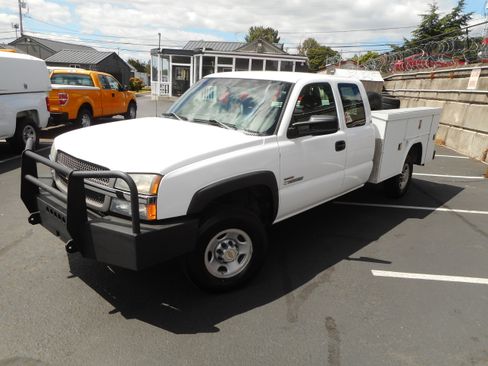 Used 2003 Chevrolet Silverado 2500 4x4 Extended Cab image 5