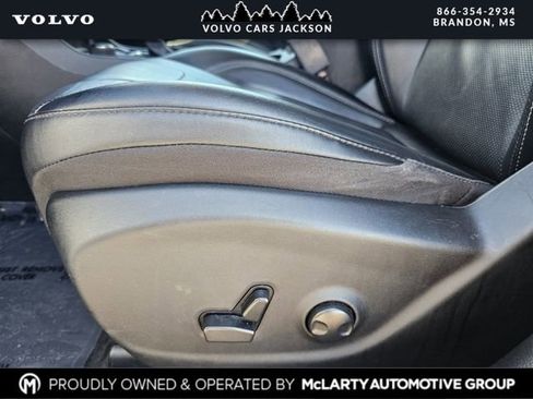 Used 2023 Jeep Cherokee Altitude Lux image 14