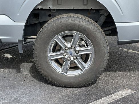 Used 2025 Ford F150 XLT w/ Equipment Group 301A Standard image 9