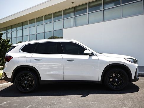 Used 2023 BMW X1 xDrive28i w/ Convenience Package AWD/4WD image 6