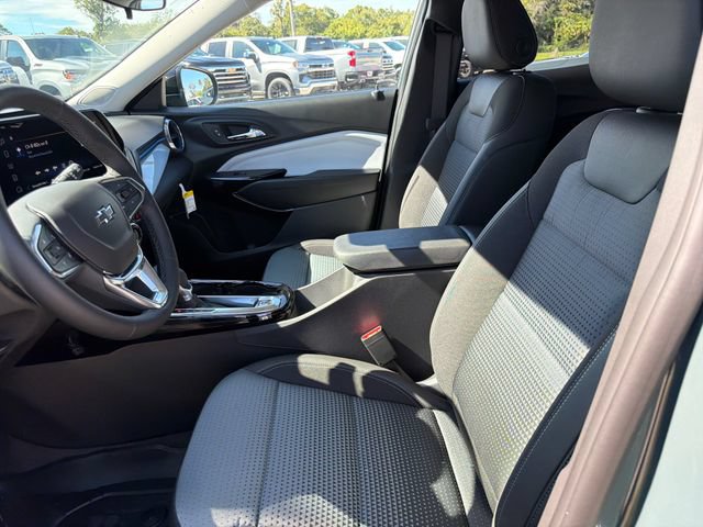 New 2026 Chevrolet Trax LT w/ Driver Confidence Package FWD image 18