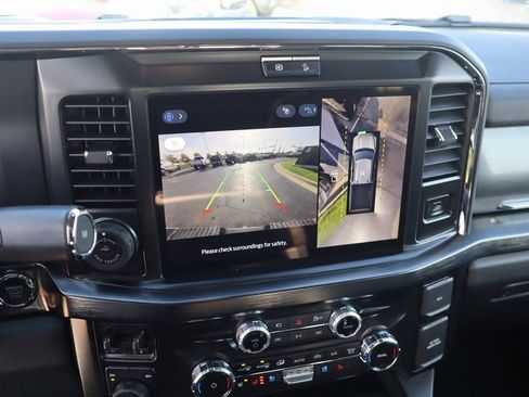 New 2026 Ford F250 Lariat w/ Black Appearance Package image 7