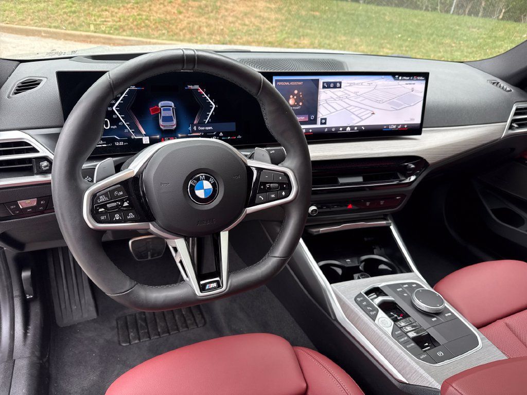 Used 2026 BMW 330i xDrive Sedan w/ M Sport Package AWD/4WD image 22