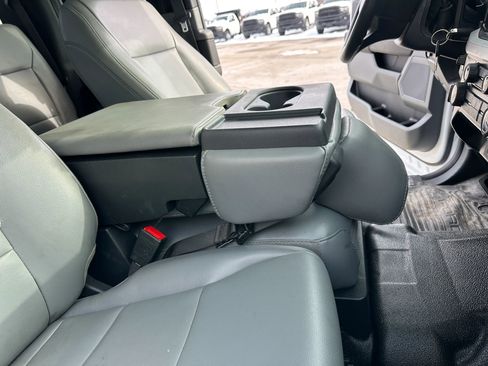 Used 2024 Ford F550 4x4 SuperCab Super Duty image 32