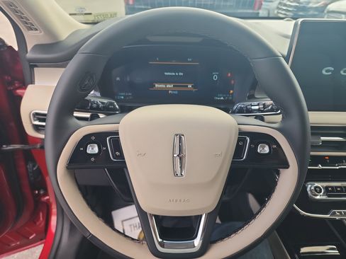 New 2026 Lincoln Corsair Premiere image 35