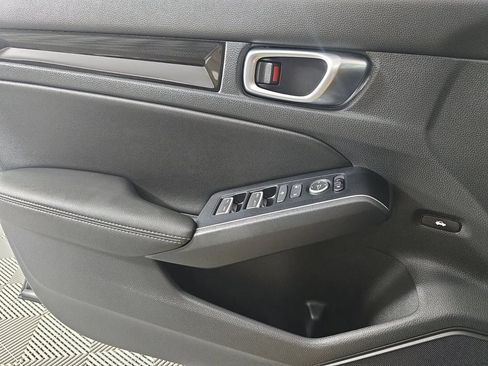 Used 2022 Honda Civic Touring image 23