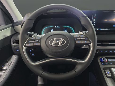 New 2025 Hyundai Palisade SEL image 17