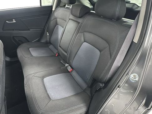 Used 2015 Kia Sportage LX image 12