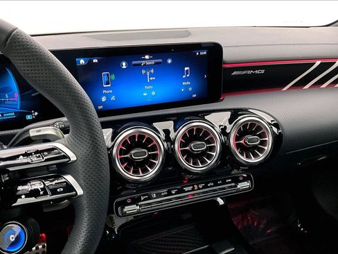 Used 2026 Mercedes-Benz CLA 35 AMG 4MATIC image 5