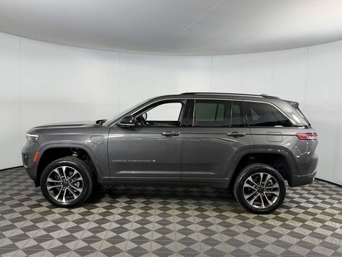 Certified 2022 Jeep Grand Cherokee Overland AWD/4WD image 10