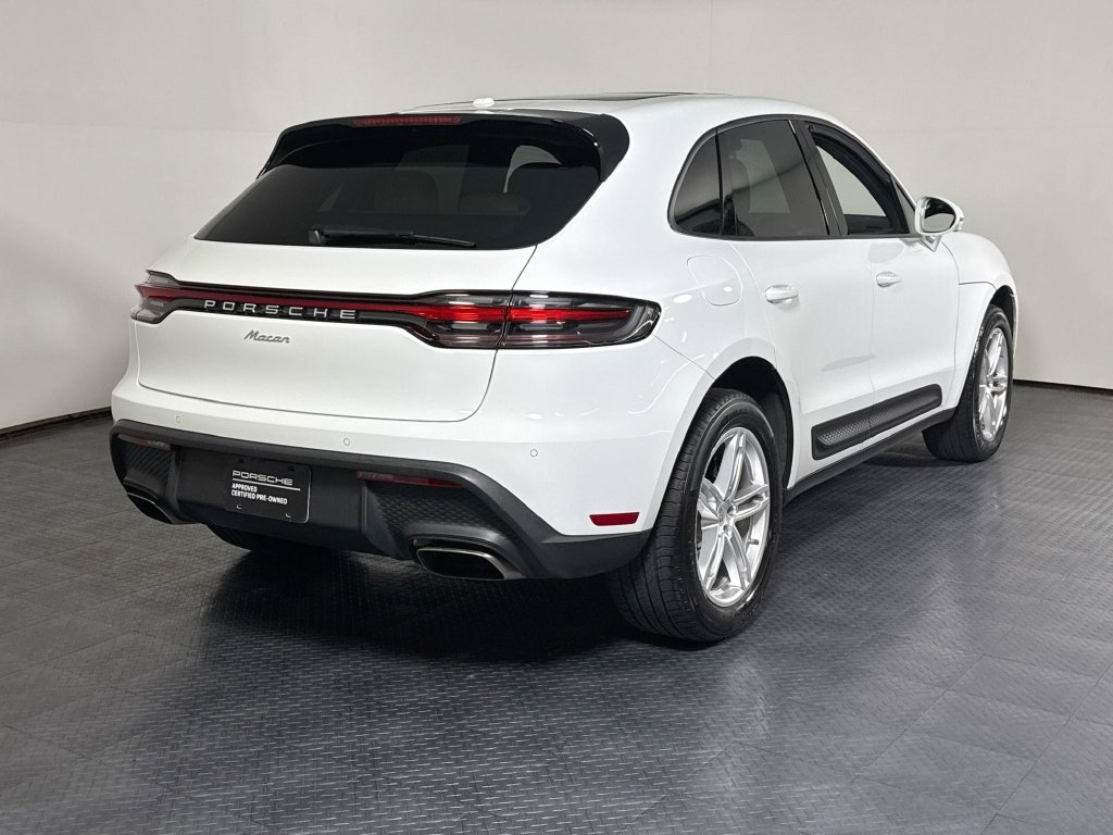 Used 2026 Porsche Macan AWD/4WD image 7