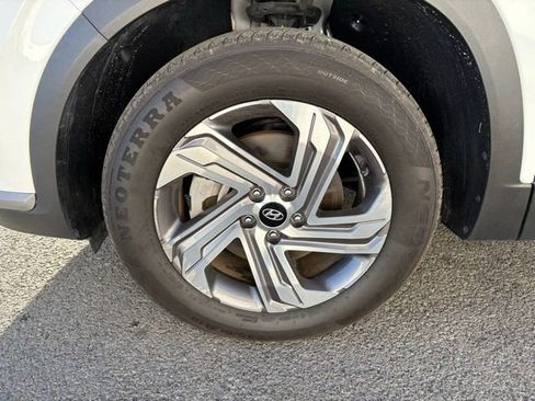 Used 2023 Hyundai Santa Fe SEL image 6