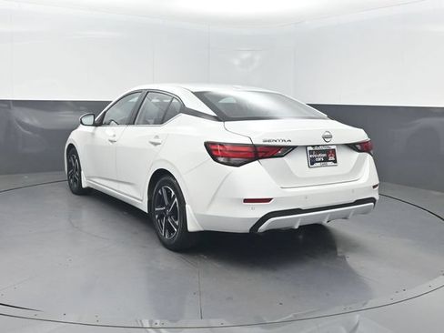 Used 2025 Nissan Sentra SV FWD image 30