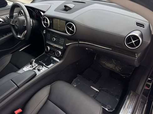 Used 2018 Mercedes-Benz SL 450 Roadster image 23