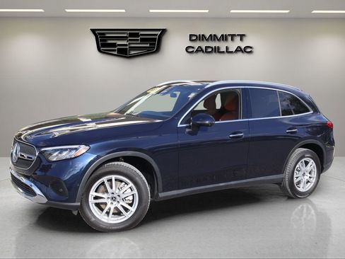 Used 2023 Mercedes-Benz GLC 300 4MATIC image 1