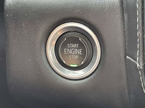 Used 2023 GMC Yukon XL Denali Ultimate AWD/4WD image 35
