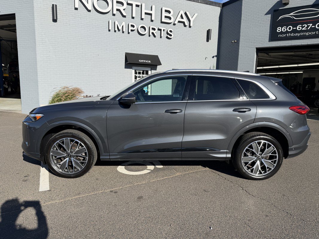 Used 2025 Audi Q5 Premium Plus AWD/4WD image 13