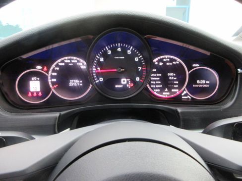 Used 2023 Porsche Panamera Platinum Edition RWD image 60