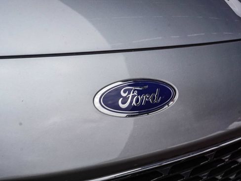 Used 2022 Ford Escape SE FWD image 12