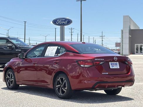 Used 2024 Nissan Sentra SV FWD image 6
