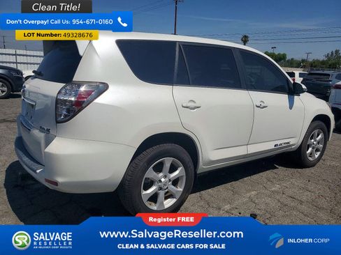 Used 2014 Toyota RAV4 EV FWD image 4