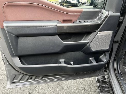Used 2021 Ford F150 Lariat AWD/4WD image 9