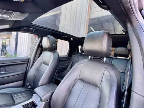 Used 2016 Land Rover Discovery Sport HSE image 30