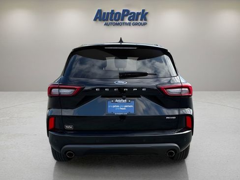 Used 2023 Ford Escape ST-Line w/ Tech Pack #1 AWD/4WD image 8