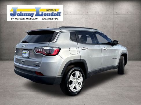 Used 2022 Jeep Compass Latitude w/ Convenience Group image 2