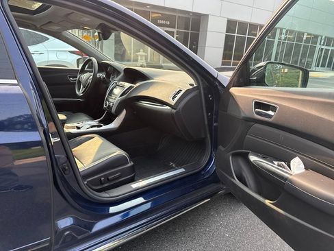 Used 2019 Acura TLX V6 w/ Advance Package FWD image 6