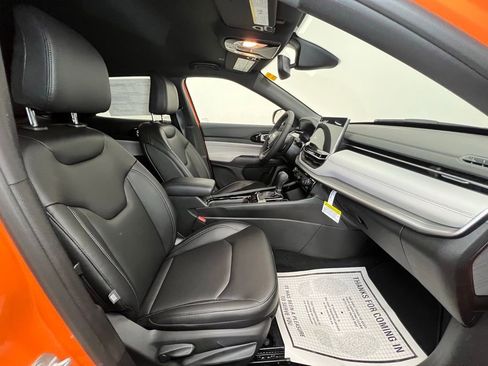 New 2026 Jeep Compass Limited AWD/4WD image 9