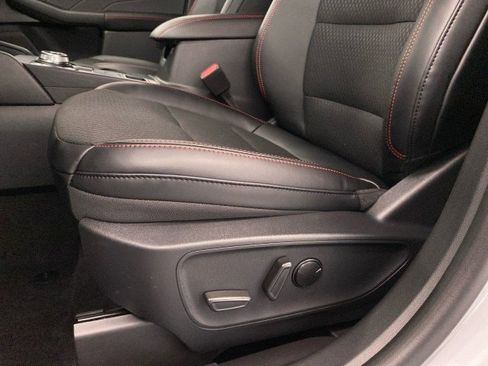 New 2025 Ford Escape ST-Line w/ Tech Pack #1 image 17