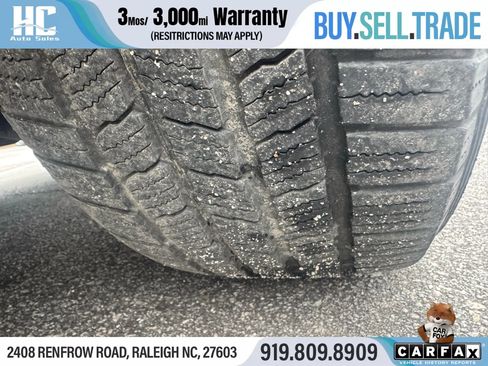 Used 2017 Ford Explorer XLT w/ Equipment Group 202A image 11