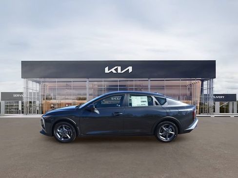 New 2026 Kia K4 FWD image 7