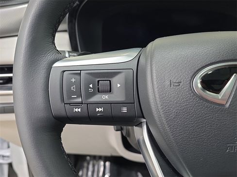 Certified 2026 INFINITI QX60 Luxe w/ Cargo Package image 14