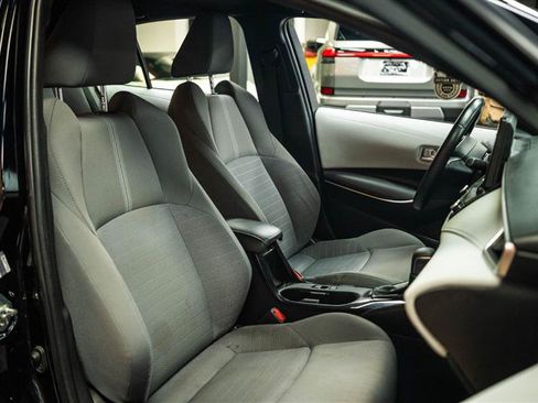 Used 2023 Toyota Corolla SE w/ Carpet Mat Package (TMS) FWD image 14